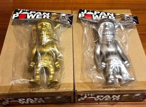 Secret Base 2011 Usugrow Rebel Ink The Japan Power Gold & Silver 7" Vinyl Figure Set