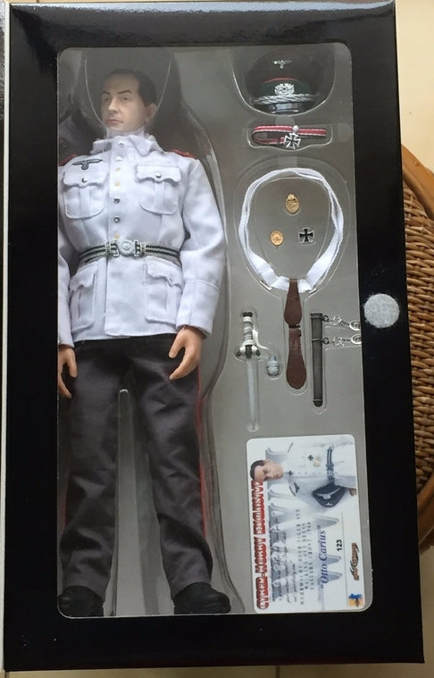 Dragon 1/6 12" Cyber Hobby WWII Eastern Front 1944 Oberleutnant Otto Carius Figure