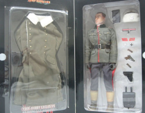 Dragon 1/6 12" WWII Cyber Hobby Exclusive Stalingrad 1942/43 Friedrich Paulus Action Figure