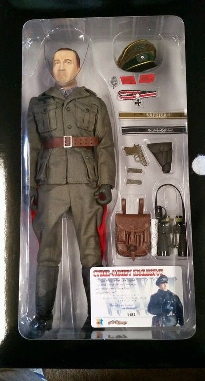 Dragon 1/6 12" Cyber Hobby WWII Romania 1944 Hasso Eccard Freiherr Von Manteuffel Figure