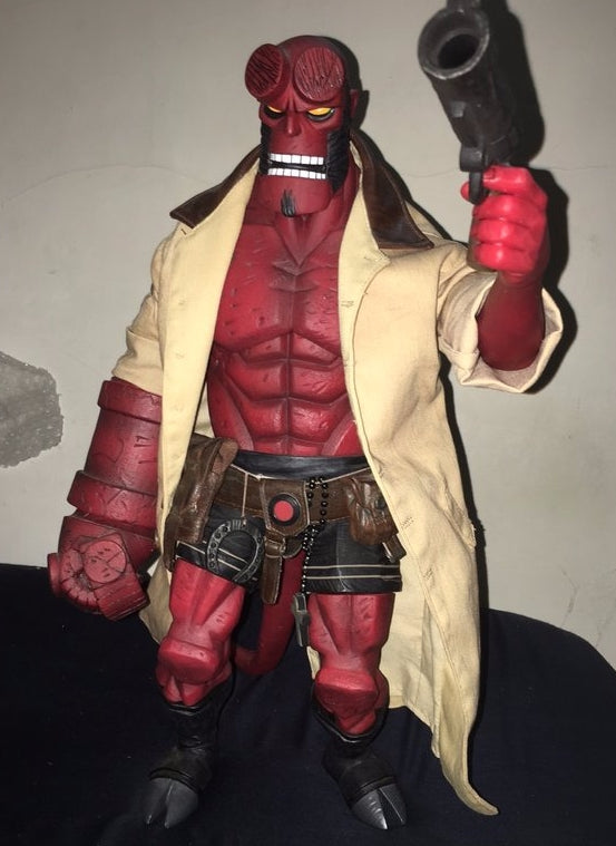 Mezco Toys Hellboy 17" Trading Figure Used