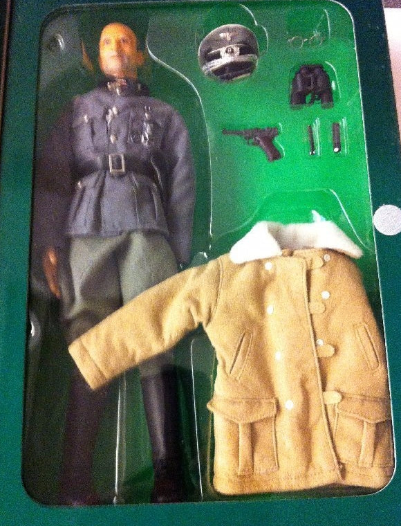 Hot Toys 1/6 12" German Officer Wehrmacht w/ Fur Lined Jacket Figure