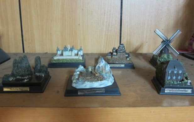 Takara World Heritage Part 2 6 Mini Scene Trading Figure Set Used - Lavits Figure
 - 2