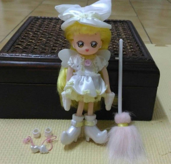 Bandai Magical Ojamajo Do Re Mi Hana Chan Makihatayama Doll Figure Used