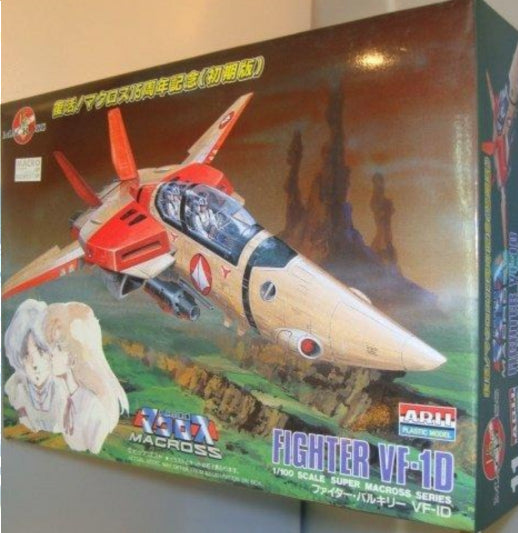 ARII 1/100 Robotech Macross Real Type Series No 11 Fighter VF-1D Plastic Model Kit Figure