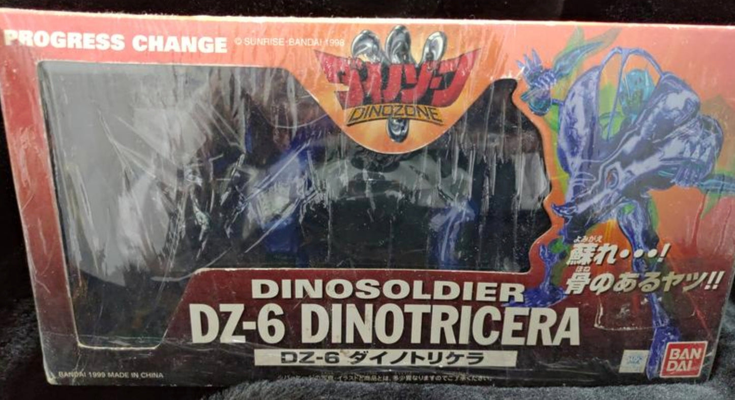 Bandai Dinozone Dinosoldier DZ-6 Dinotricera Transformer Action Figure Used