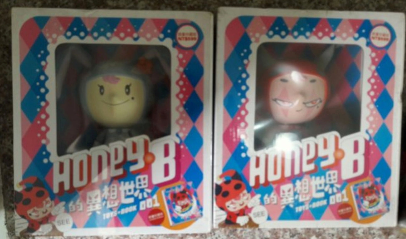 ToyQube 2005 Gary Thinking Honey B Blue & Red ver 2 6" Vinyl Figure Set