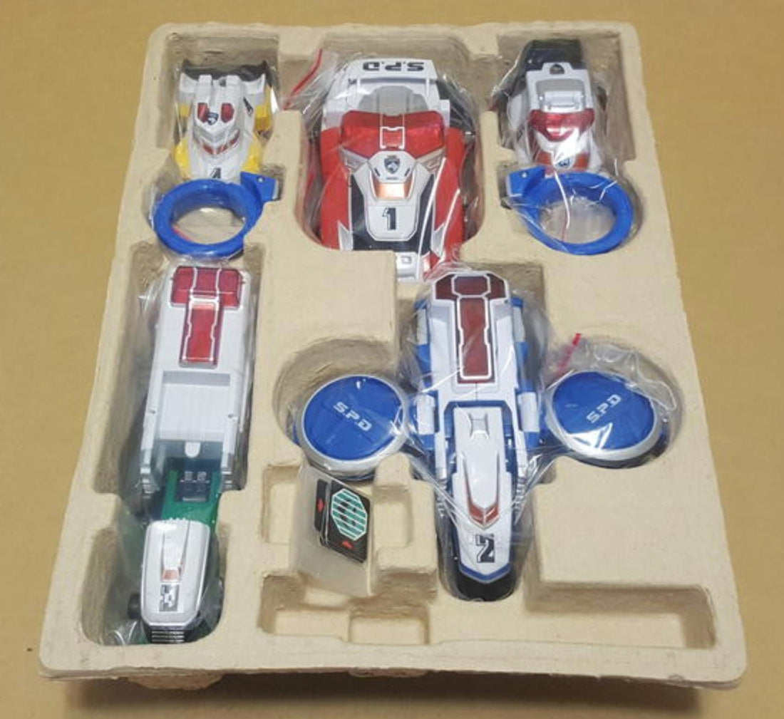 Bandai Power Rangers Dekaranger SPD Space Patrol Delta Patwing DX Dekarangerrobo Megazord Action Figure