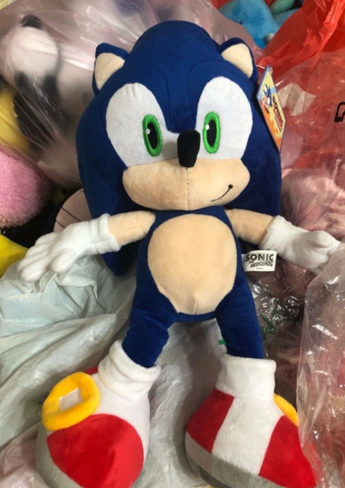 Sega Sonic Adventure The Hedgehog 18" Plush Doll Figure