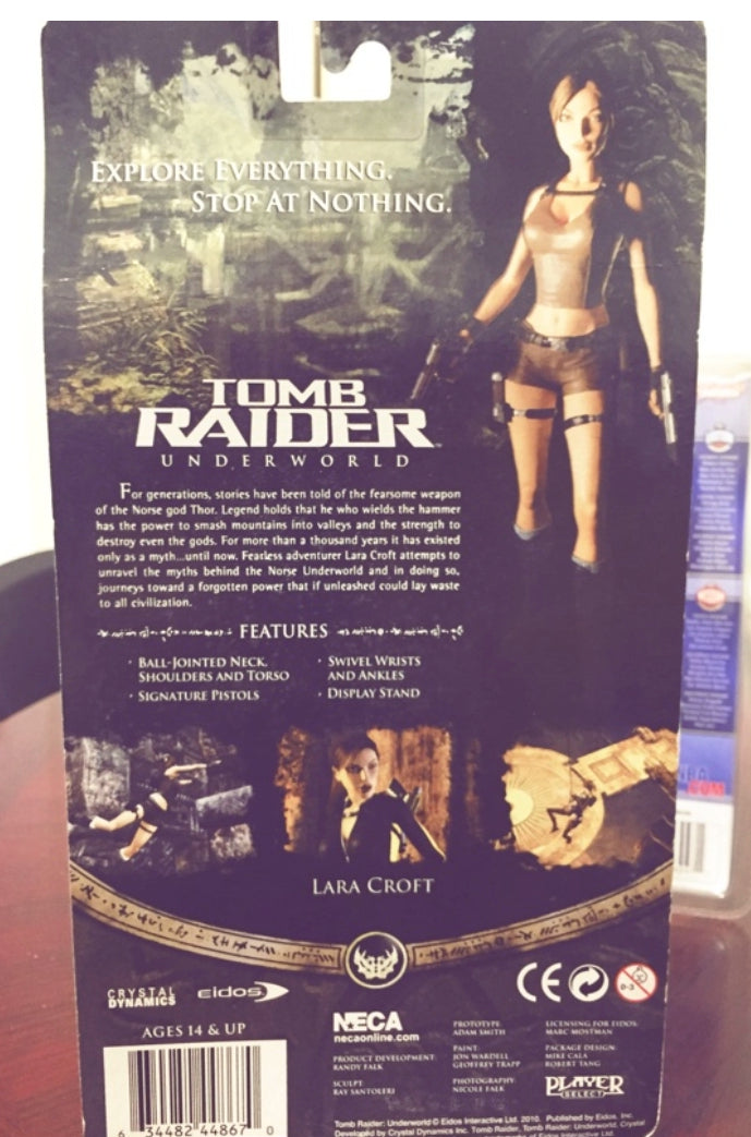 Neca Tomb Raider Underworld Lara Croft Action Figure