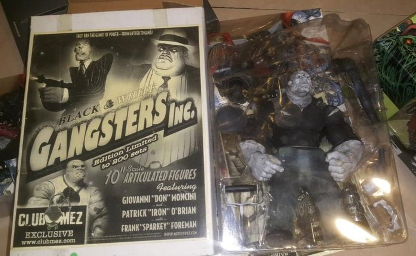 Mezco Toys Gangsters Inc Black & White Patrick Iron O'brian 10" Action Figure