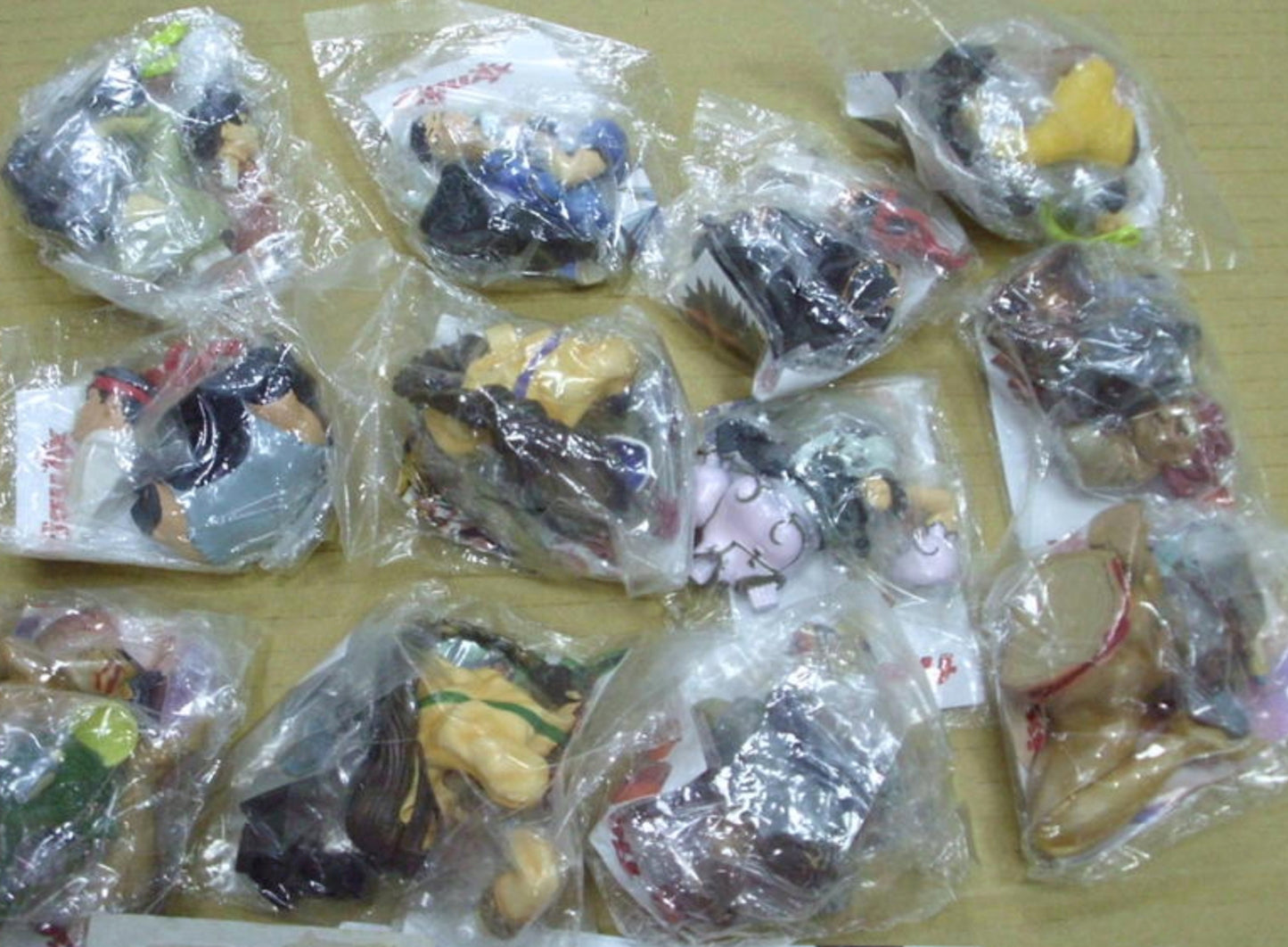 Figuax Capcom Street Fighter Heroes Round 1 1P 2P 12 Trading Collection Figure Set