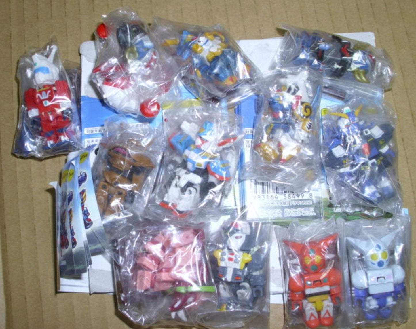 Unifive Super Robot War DeQue Part 2 12 Action Figure Set