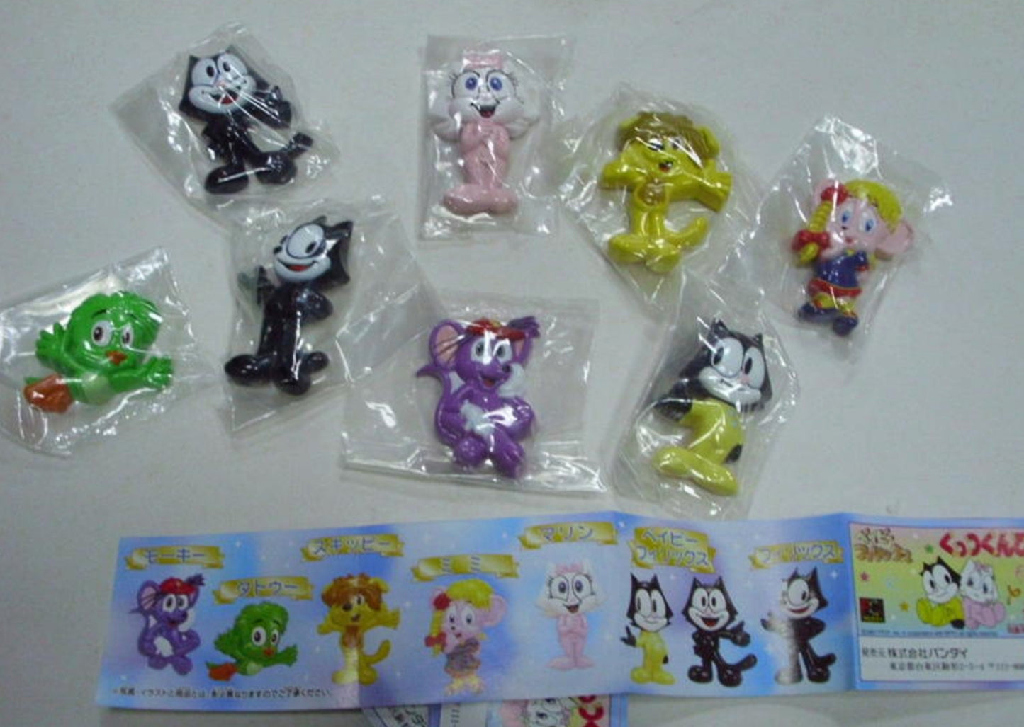 Bandai Felix the Cat Gashapon 8 Mini Magnet Figure Set