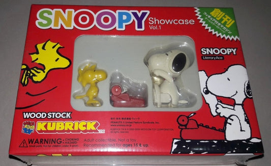 Medicom Toy Kubrick 100% Peanuts Snoopy & Woodstock Showcase Vol 1 Trading Figure