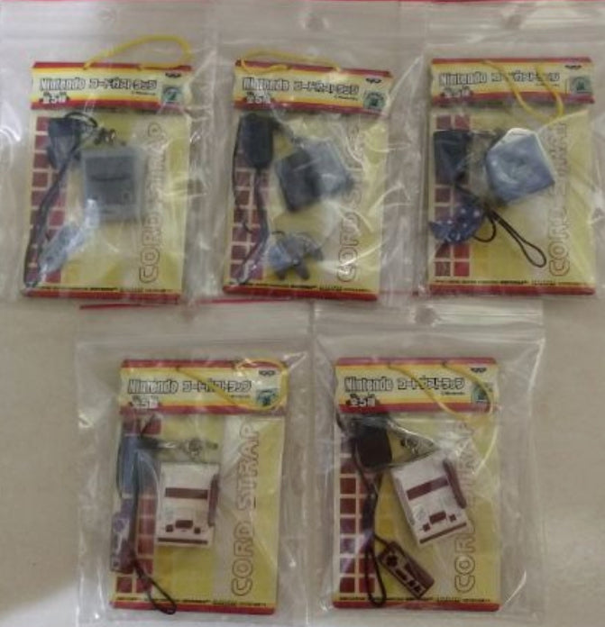 Banpresto Nintendo Famicom Console Cord 5 Strap Trading Figure Set