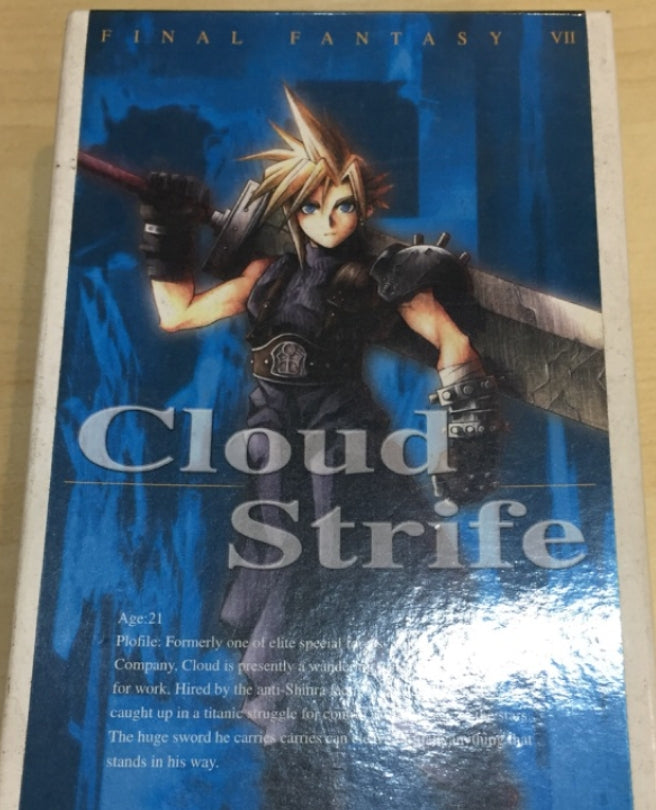 Kotobukiya 1/8 Final Fantasy VII 7 Cloud Strife Resin Cold Cast Model Kit Figure