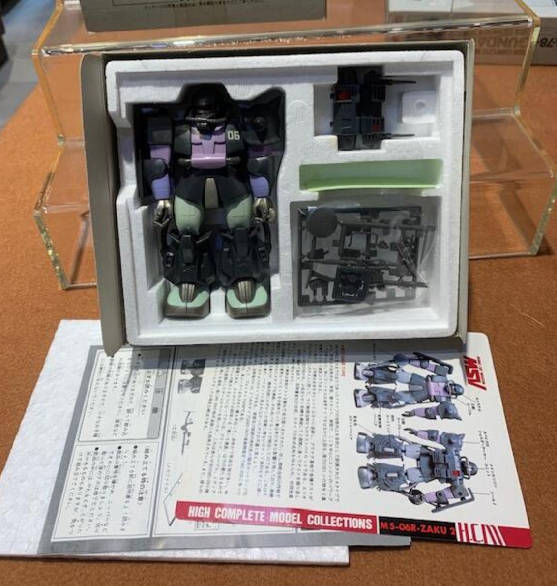 Bandai 1/144 HCM High Complete Model Zion's Mobile Suit ZakuII MS-06R Action Figure