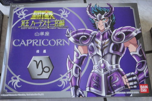 Bandai Saint Seiya Myth Cloth Capricorn Shura H.K. Ver. Plastic Action Figure Set - Lavits Figure
