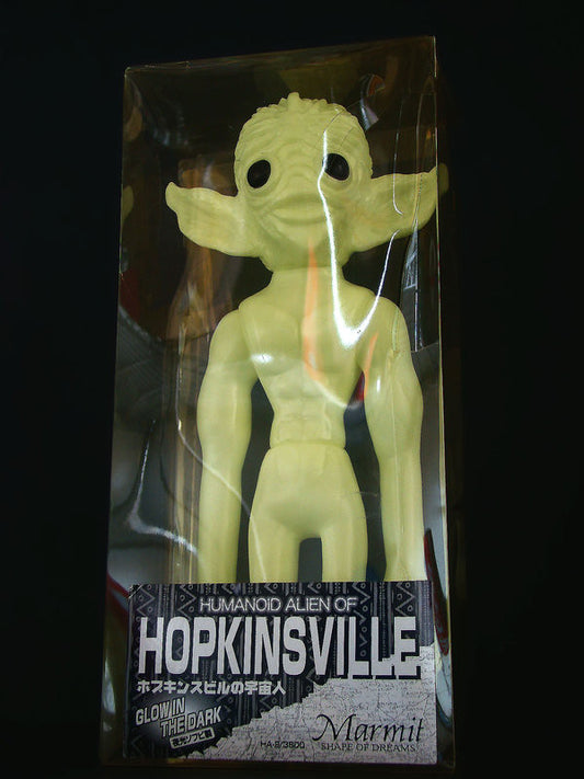 Marmit Shape Of Dreams Humanoid Alien Of Hopkinsville GID Ver. 10" Vinyl Figure - Lavits Figure
