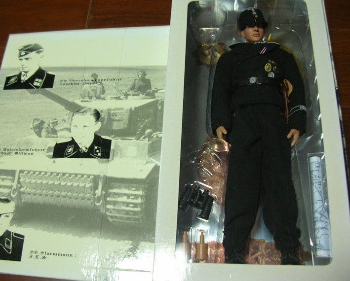 In The Past Toys ITPT 1/6 12" WWII Panzer Armored Personnel Michael Wittmann Action Figure Set - Lavits Figure
 - 2