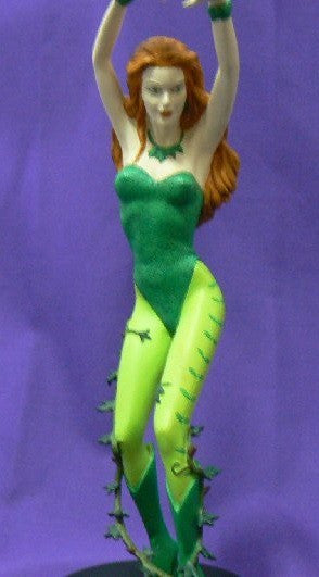 Warner Brothers 2000 Batman Animated Poison Ivy Figurine Statue 12" Trading Collection Figure - Lavits Figure
 - 2