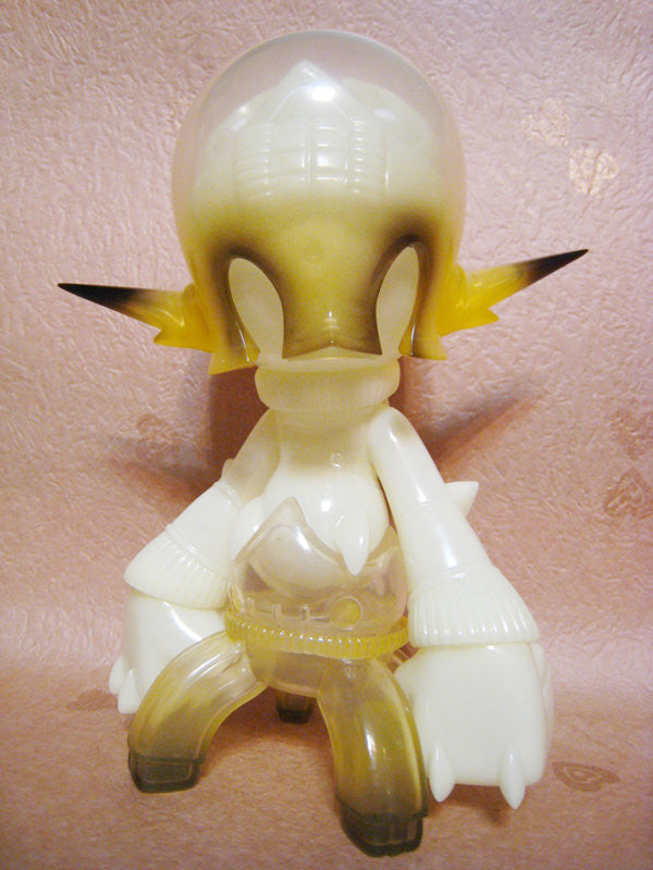 One-Up 2009 Kaijin Fulcraim Old Lantern GID Ver. 8" Vinyl Figure - Lavits Figure
 - 1
