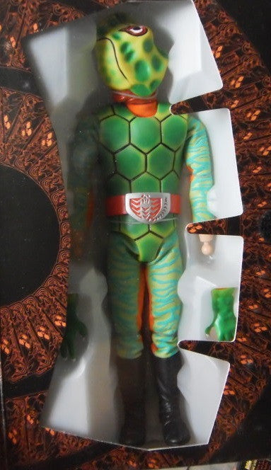 Medicom Toys 1/8 RAH 220 No 19 Kamen Masked Rider Deathtron Action Figure - Lavits Figure
 - 2