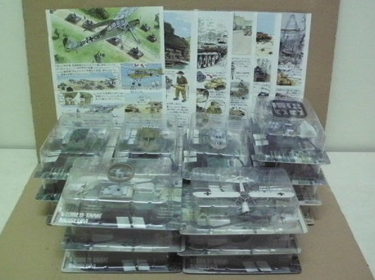 Takara 1/144 World Tank Museum Vol 3 19+1 Secret 20 Trading Collection Figure Set - Lavits Figure
 - 1