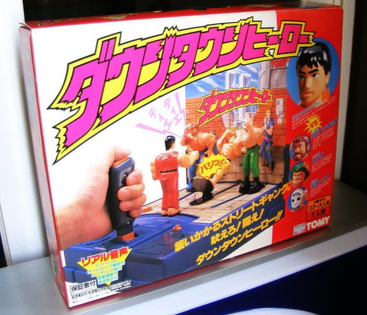 Tomy Vintage Street Fighting Fighter Sound Action Figure Play Set - Lavits Figure
 - 1