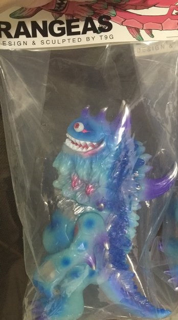 Museum T9G Rangeas Kaiju Angel Abby Blue GID Ver 7" Vinyl Figure - Lavits Figure
