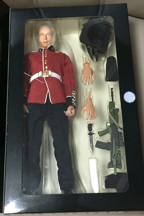 Dragon 12" 1/6 British Royal Coldstream Guard Guardsman Malcolm Parks Action Figure Used