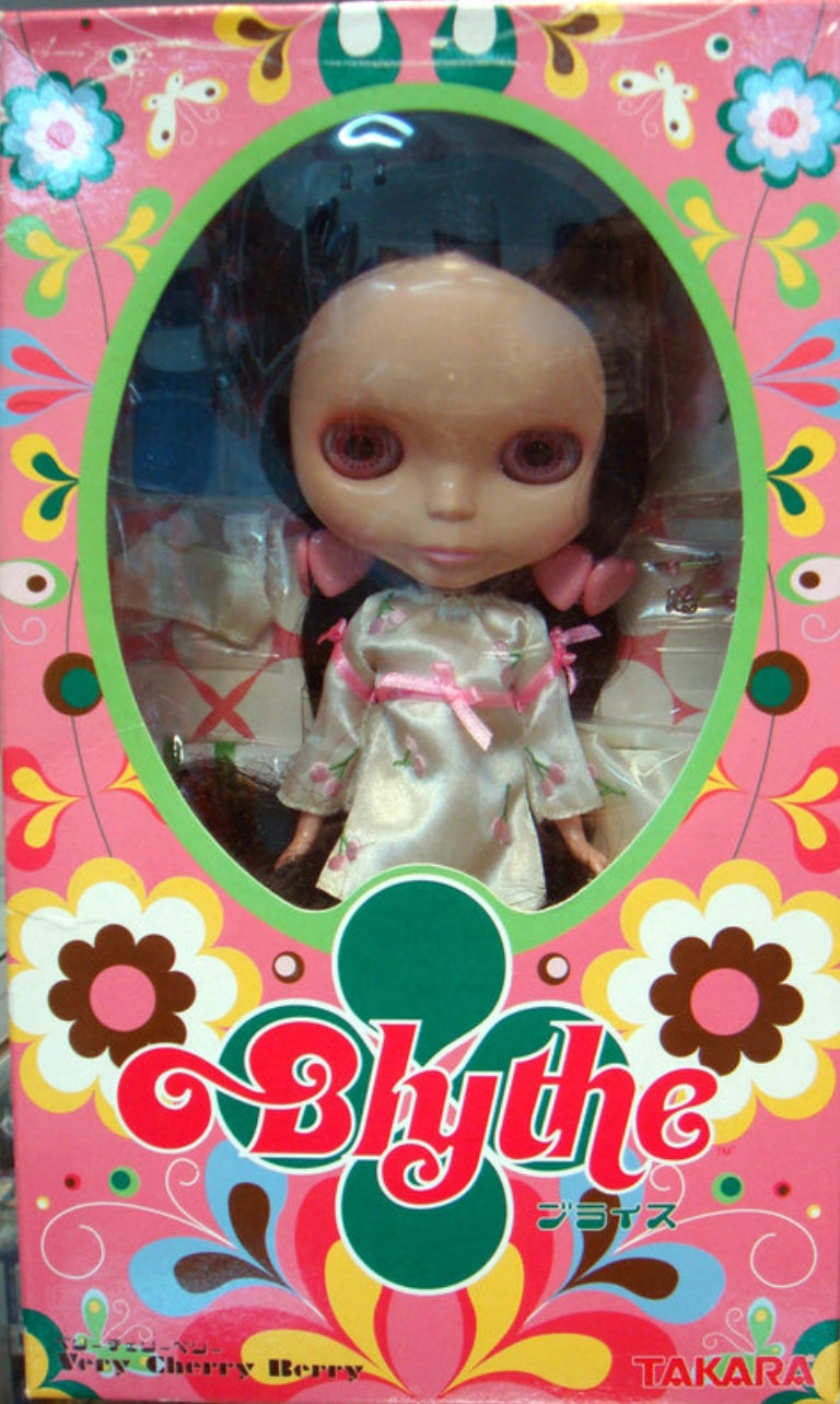 Takara Blythe TRU EX2 Toys R Us Exclusive Very Cherry Berry Takara Blythe TRU EX2 Toys R Us Exclusive Very Cherry Berry
