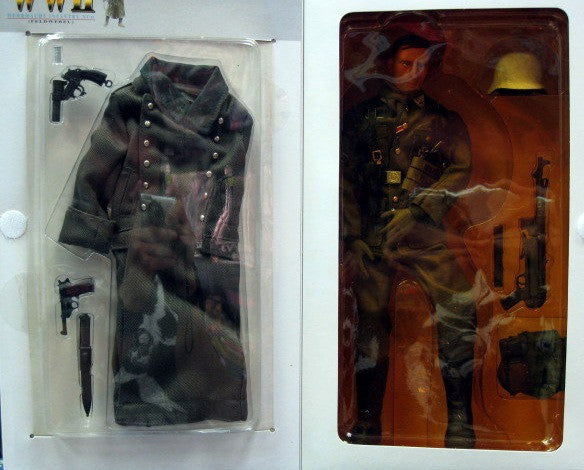 Dragon 12" 1/6 WWII Moscow 1941 Wehrmacht Infantry Nco Feldwebel 1st Anniversary Hans Action Figure - Lavits Figure
 - 2