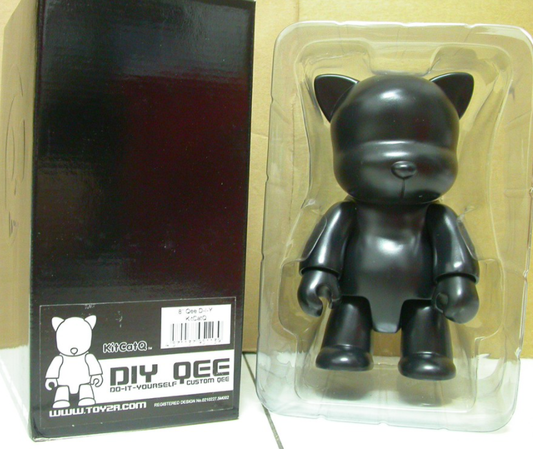 Toy2R Qee Do It Yourself DIY Custom Cat Black ver 8" Vinyl Figure