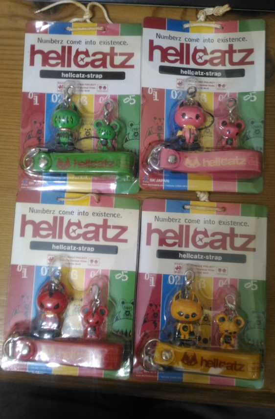 Hellcatz 4 Strap Trading Figure Set