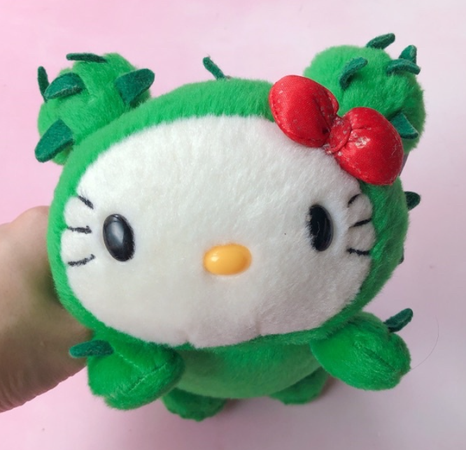 Simone Legno Tokidoki x Hello Kitty Cactus Kitty Phone Seat Plush Doll Figure