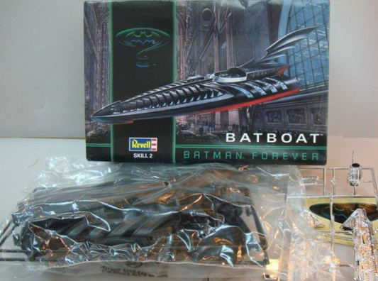 Revell 1/6 Batman Forever Batboat Plastic Model Kit Figure