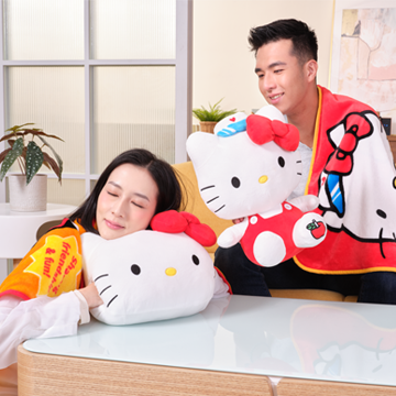 Sanrio Hello Kitty Taiwan PX Mart Limited Plush Doll & Blanket Set Type A