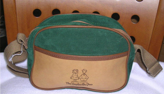 Sanrio The Vaudeville Duo Eddy & Emmy 8" Green Crossbody Bag