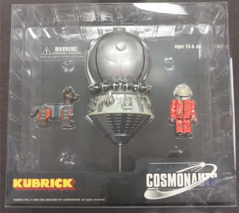 Medicom Toy Kubrick B@wbrick Bawbrick 100% Cosmonauts Action Figure Set